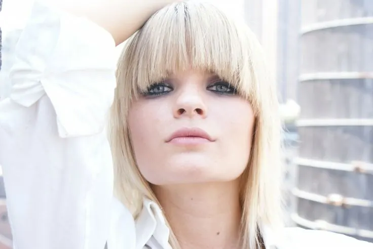 Alibi NYC — Long Blonde